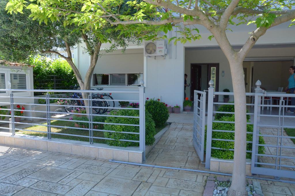 Ioli Apartment Olympiaki Akti Bagian luar foto